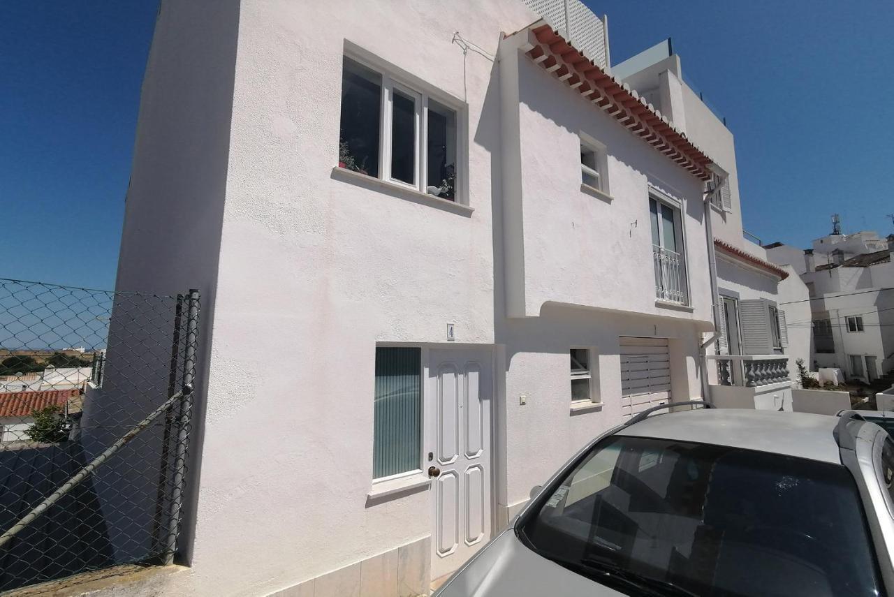 A20 - Lagos Town Bedroom Εξωτερικό φωτογραφία